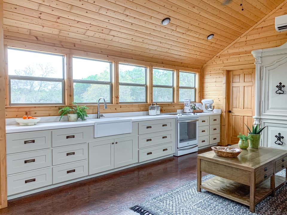 Linen Kitchen Cabinet Transformation | General Finishes Design Center